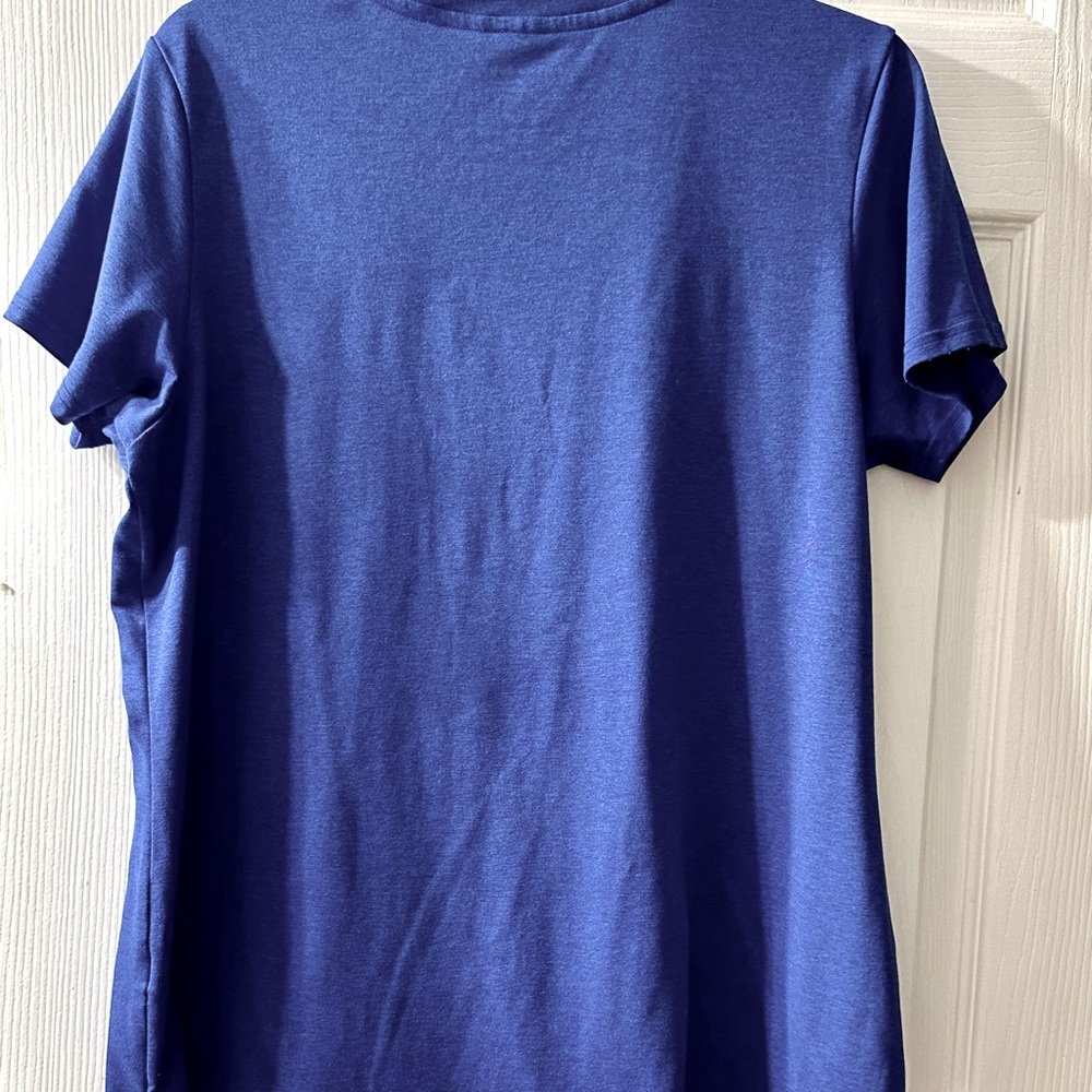 Woman Champion blouse - Picture 2 of 5
